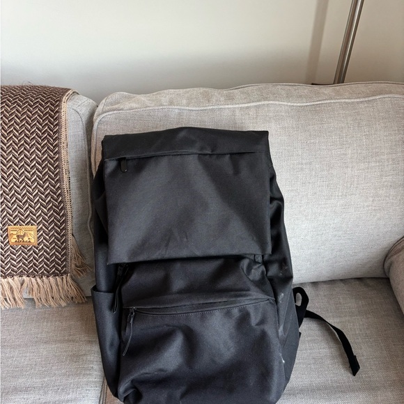 Renew Transit Black Backpack - Picture 5 of 5